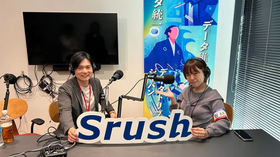 PRESIDENT STATIONの取材を受ける樋口